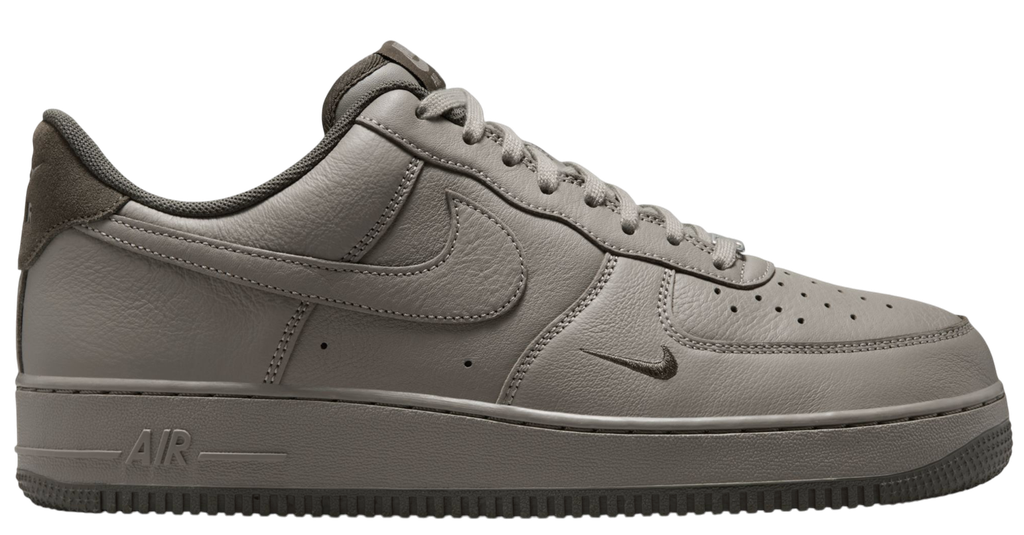 Air Force 1 '07 LV8 Sneaker Argent